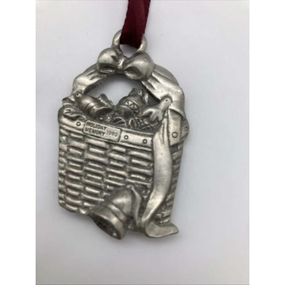Vintage Set Of 4 Longaberger Pewter Christmas Ornaments 1989-1996 Maroon Ribbon